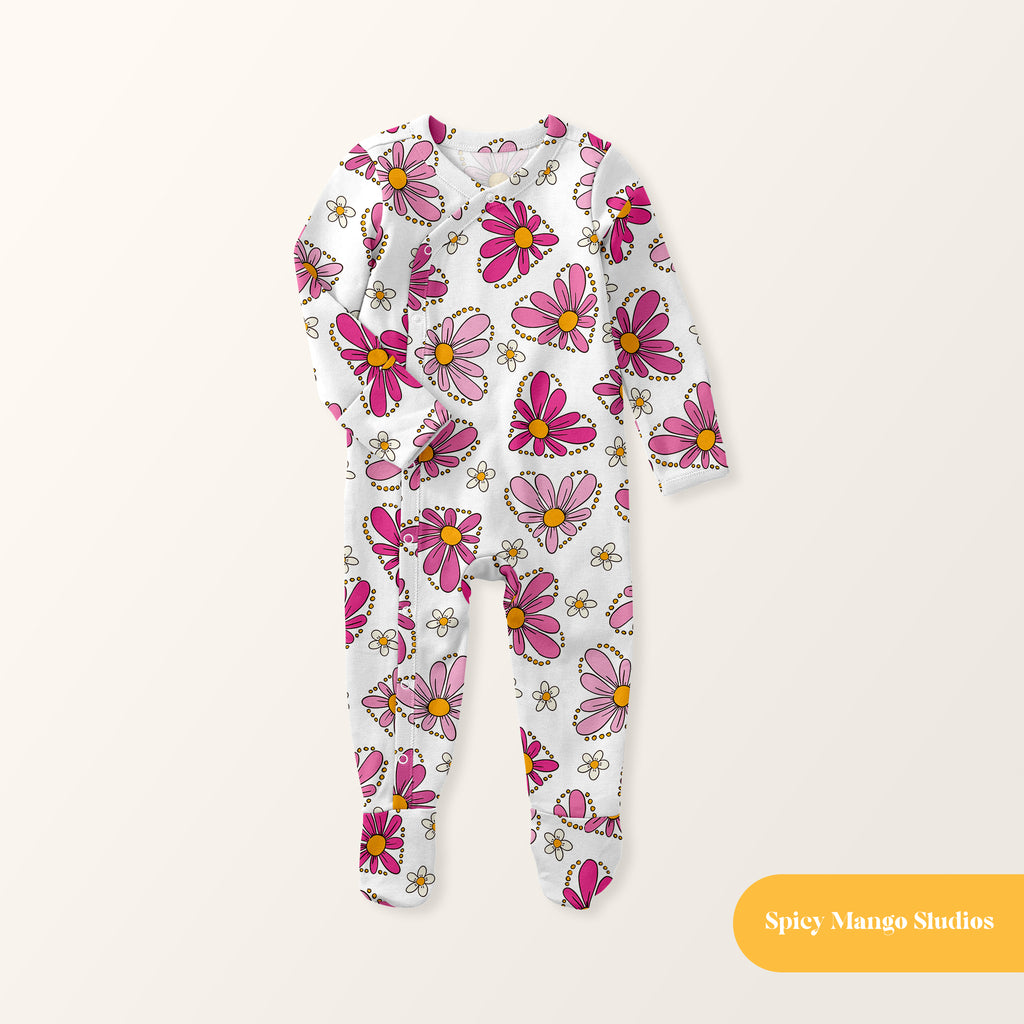 White Daisy Love Seamless Pattern
