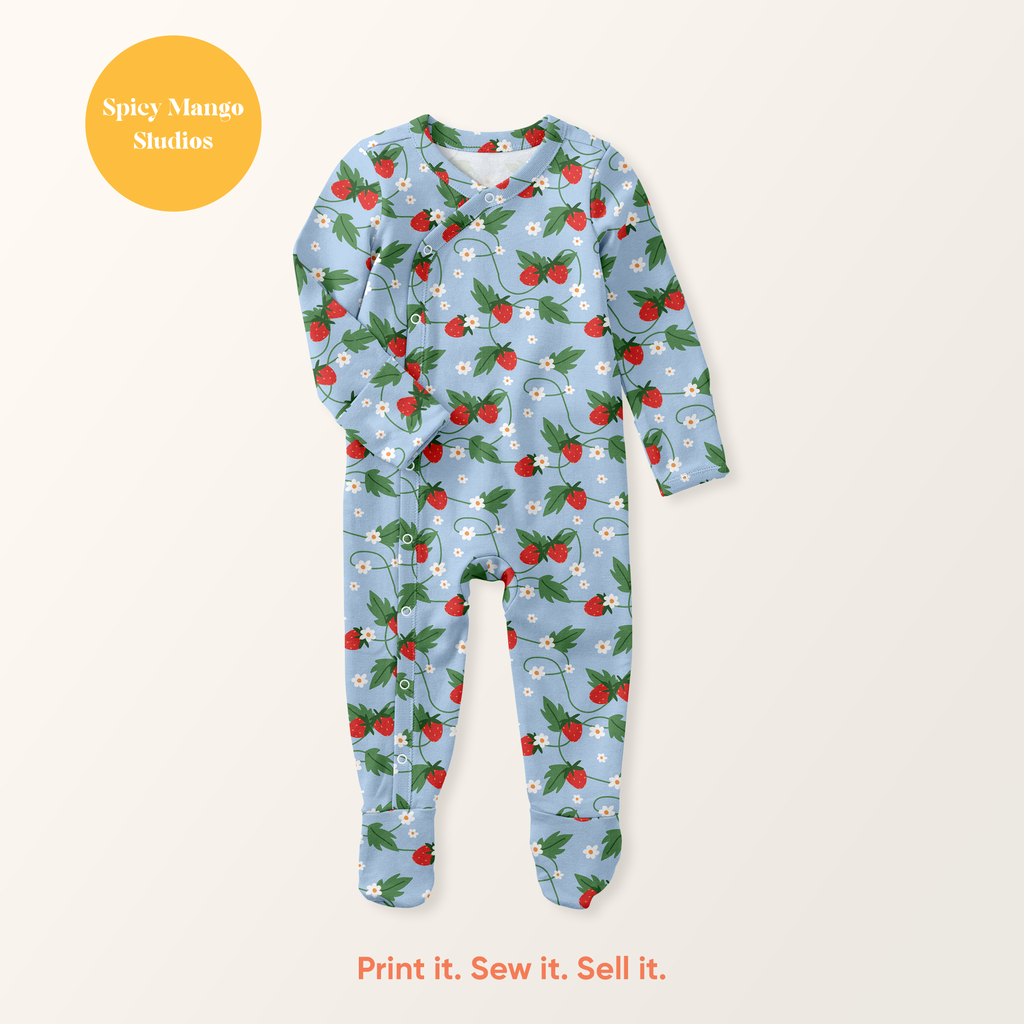 Blue Strawberry Summer Seamless Pattern