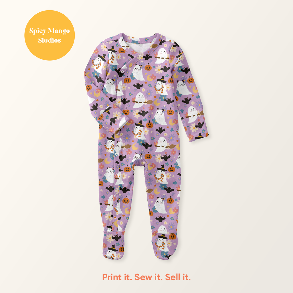 Purple Halloween Ghost Seamless Pattern